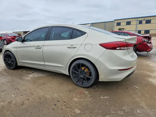 KMHD74LF5HU099807 2017 HYUNDAI ELANTRA - Image 2