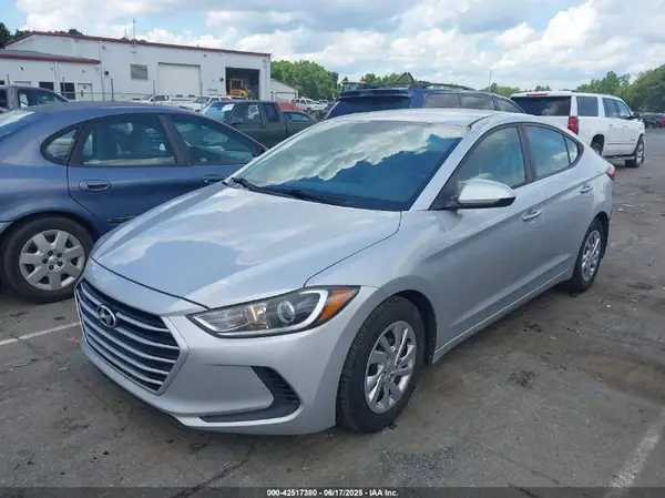 KMHD74LF5HU109722 2017 HYUNDAI ELANTRA - Image 2