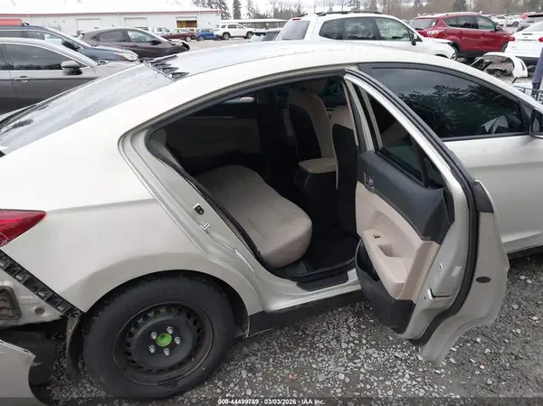 KMHD74LF5HU111633 2017 HYUNDAI ELANTRA - Image 8