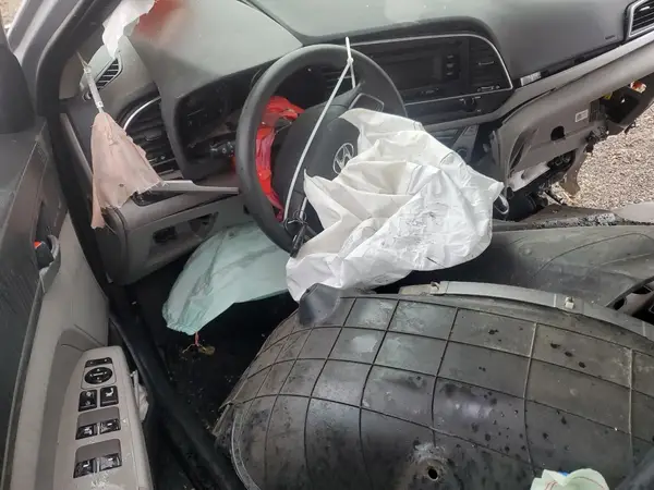 KMHD74LF5HU114676 2017 HYUNDAI ELANTRA - Image 8