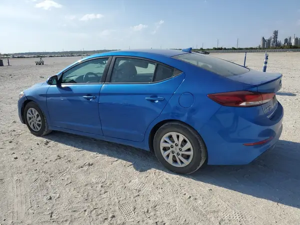 KMHD74LF5HU329717 2017 HYUNDAI ELANTRA - Image 2