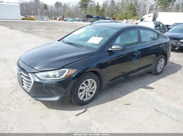 KMHD74LF5HU329894 2017 HYUNDAI ELANTRA - Image 2