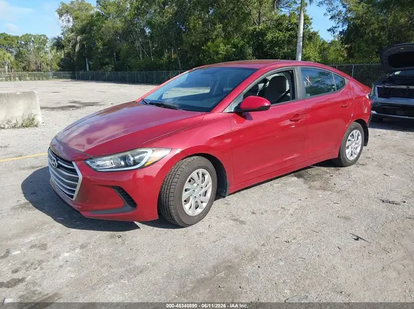 KMHD74LF5HU367593 2017 HYUNDAI ELANTRA - Image 2