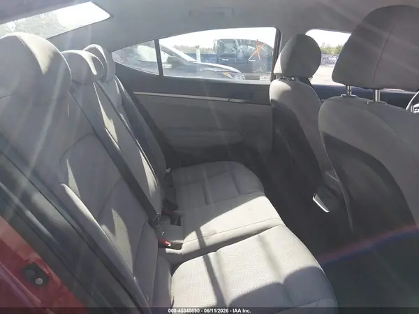 KMHD74LF5HU367593 2017 HYUNDAI ELANTRA - Image 8