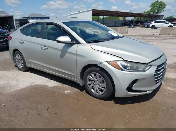 KMHD74LF5HU370946 2017 HYUNDAI ELANTRA - Image 1
