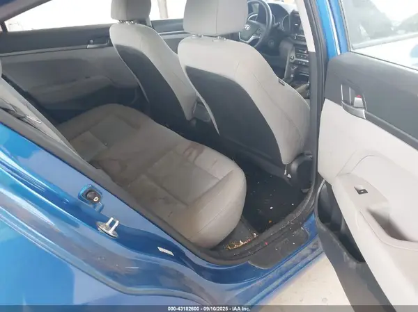 KMHD74LF5HU382997 2017 HYUNDAI ELANTRA - Image 8