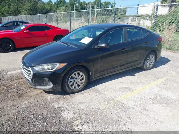KMHD74LF5HU403377 2017 HYUNDAI ELANTRA - Image 2