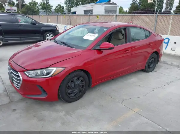 KMHD74LF5HU418204 2017 HYUNDAI ELANTRA - Image 2
