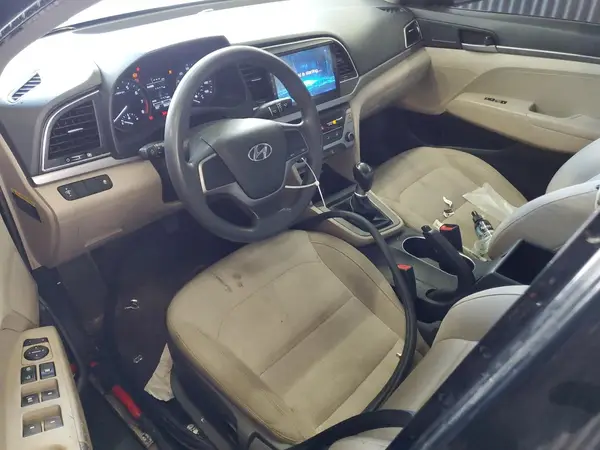 KMHD74LF5JU502576 2018 HYUNDAI ELANTRA - Image 8