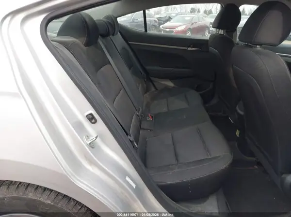 KMHD74LF5JU574152 2018 HYUNDAI ELANTRA - Image 8