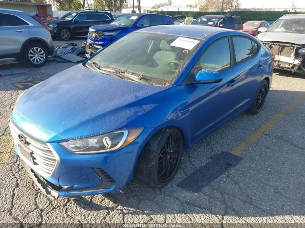 KMHD74LF5JU613449 2018 HYUNDAI ELANTRA - Image 2