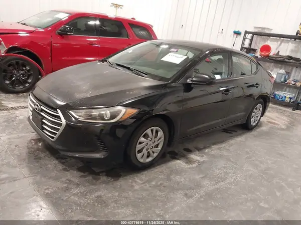 KMHD74LF5JU619722 2018 HYUNDAI ELANTRA - Image 2