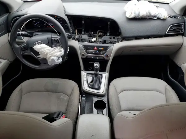 KMHD74LF5JU631935 2018 HYUNDAI ELANTRA - Image 8