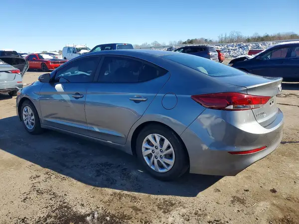 KMHD74LF5JU685591 2018 HYUNDAI ELANTRA - Image 2