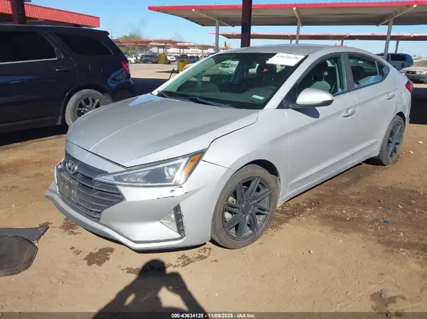 KMHD74LF5KU756984 2019 HYUNDAI ELANTRA - Image 2