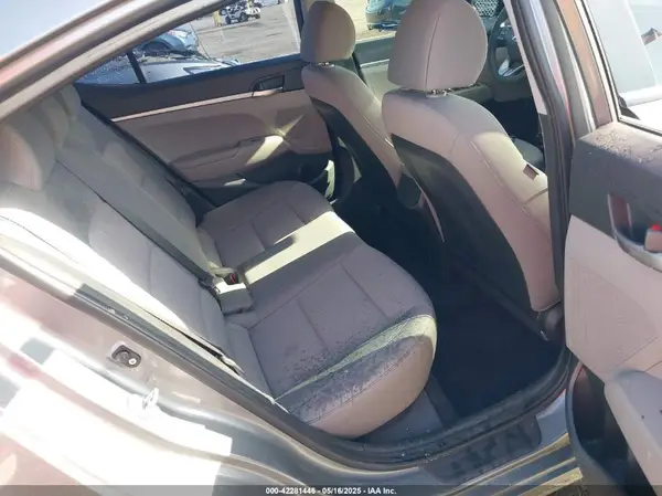 KMHD74LF5KU783375 2019 HYUNDAI ELANTRA - Image 8