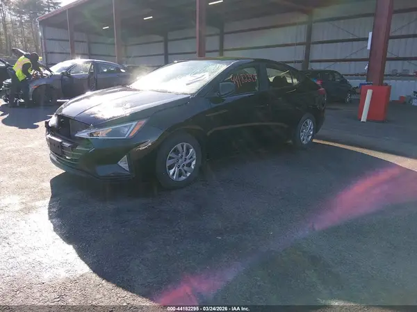 KMHD74LF5KU844028 2019 HYUNDAI ELANTRA - Image 2