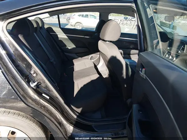 KMHD74LF5KU844028 2019 HYUNDAI ELANTRA - Image 8