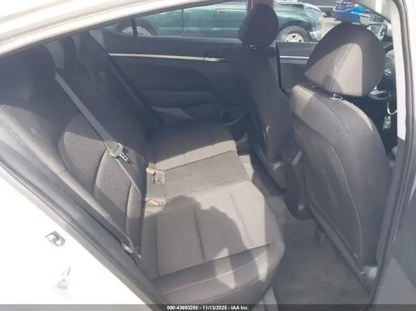 KMHD74LF5KU861119 2019 HYUNDAI ELANTRA - Image 8