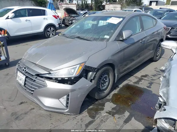 KMHD74LF5LU072695 2020 HYUNDAI ELANTRA - Image 2