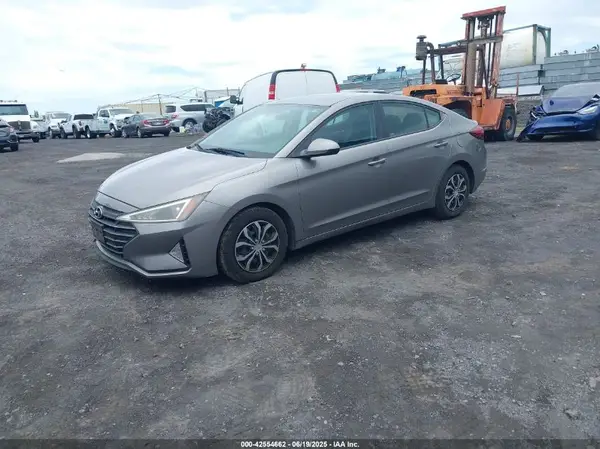 KMHD74LF5LU899595 2020 HYUNDAI ELANTRA - Image 2