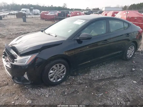 KMHD74LF5LU915715 2020 HYUNDAI ELANTRA - Image 2