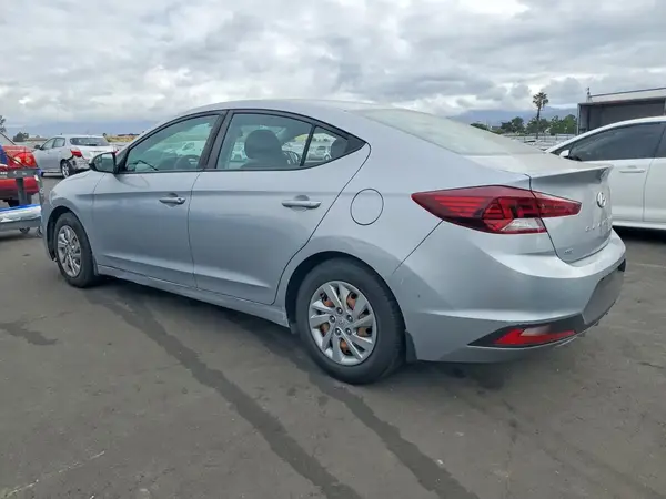 KMHD74LF5LU970486 2020 HYUNDAI ELANTRA - Image 2