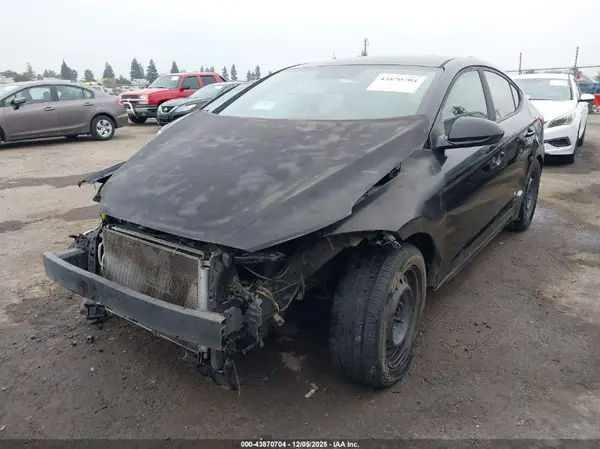 KMHD74LF68U085673 2017 HYUNDAI ELANTRA - Image 2