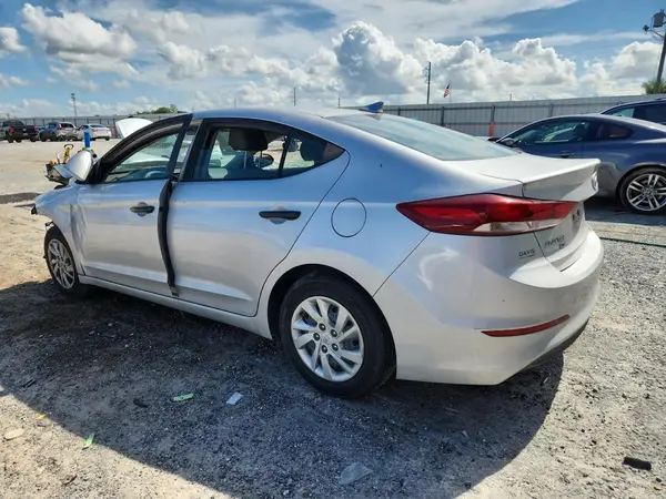 KMHD74LF6HU071160 2017 HYUNDAI ELANTRA - Image 2