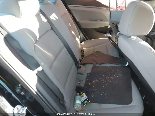 KMHD74LF6HU081753 2017 HYUNDAI ELANTRA - Image 8