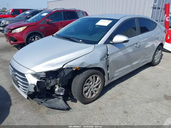KMHD74LF6HU084247 2017 HYUNDAI ELANTRA - Image 2