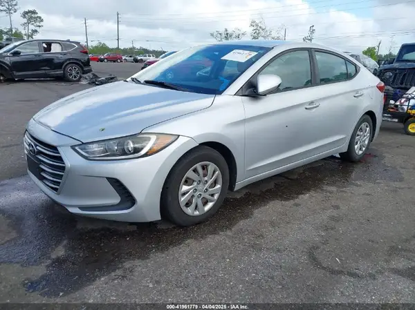 KMHD74LF6HU095457 2017 HYUNDAI ELANTRA - Image 2