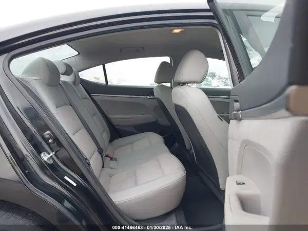 KMHD74LF6HU108742 2017 HYUNDAI ELANTRA - Image 8