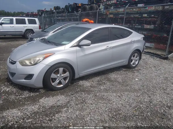 KMHD74LF6HU114654 2017 HYUNDAI ELANTRA - Image 2