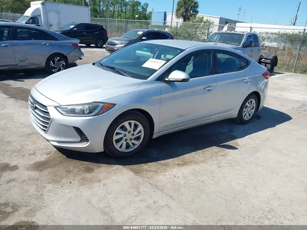 KMHD74LF6HU115450 2017 HYUNDAI ELANTRA - Image 2