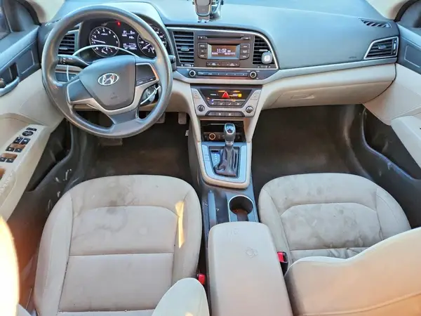 KMHD74LF6HU123838 2017 HYUNDAI ELANTRA - Image 8