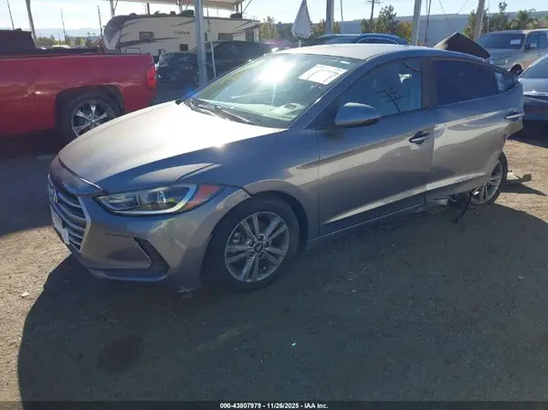 KMHD74LF6HU164535 2017 HYUNDAI ELANTRA - Image 2