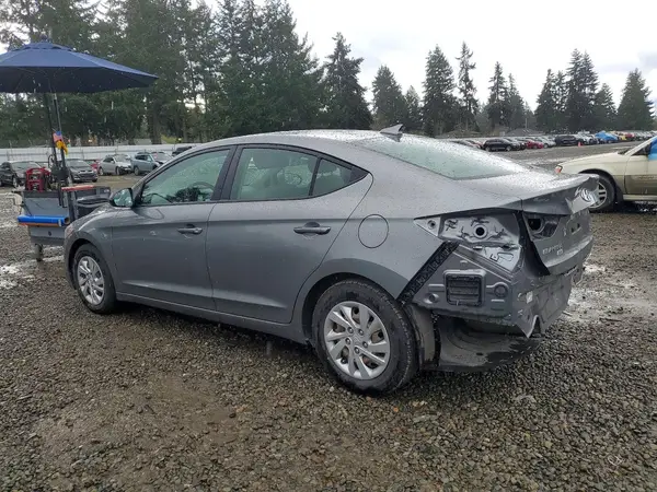 KMHD74LF6HU300890 2017 HYUNDAI ELANTRA - Image 2