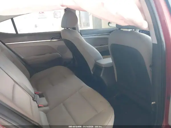 KMHD74LF6HU351256 2017 HYUNDAI ELANTRA - Image 8