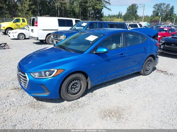 KMHD74LF6HU363066 2017 HYUNDAI ELANTRA - Image 2