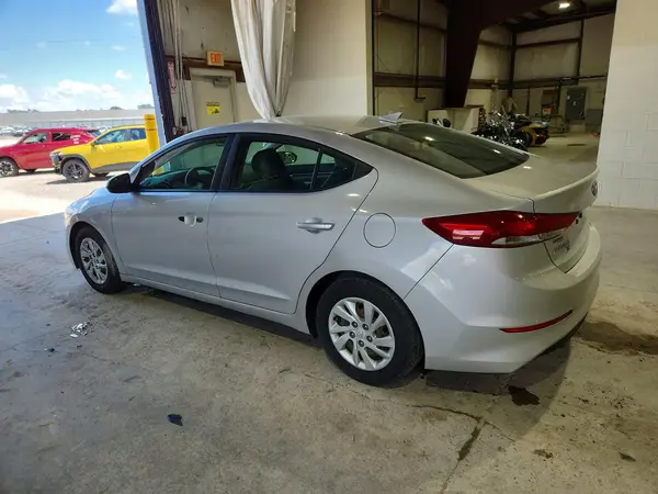 KMHD74LF6HU378800 2017 HYUNDAI ELANTRA - Image 2