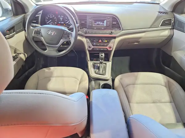 KMHD74LF6HU378800 2017 HYUNDAI ELANTRA - Image 8