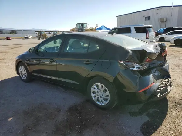 KMHD74LF6HU401993 2017 HYUNDAI ELANTRA - Image 2