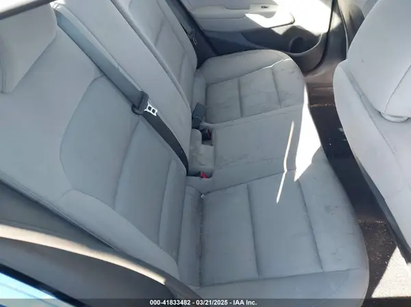KMHD74LF6HU408328 2017 HYUNDAI ELANTRA - Image 8