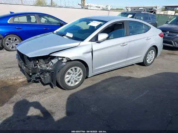 KMHD74LF6HU429633 2017 HYUNDAI ELANTRA - Image 2
