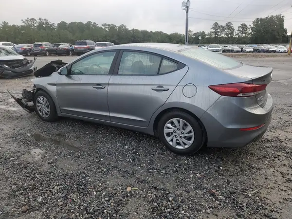 KMHD74LF6JU574435 2018 HYUNDAI ELANTRA - Image 2