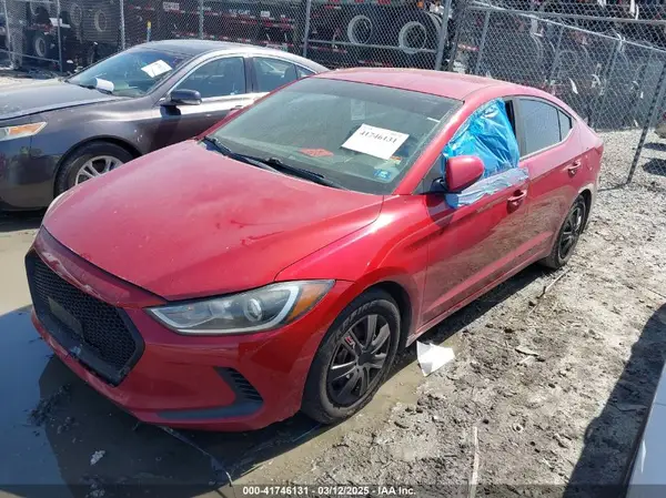 KMHD74LF6JU580817 2018 HYUNDAI ELANTRA - Image 2