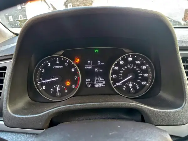 KMHD74LF6JU580994 2018 HYUNDAI ELANTRA - Image 8