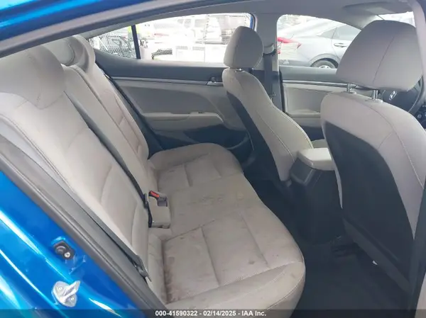 KMHD74LF6JU581305 2018 HYUNDAI ELANTRA - Image 8