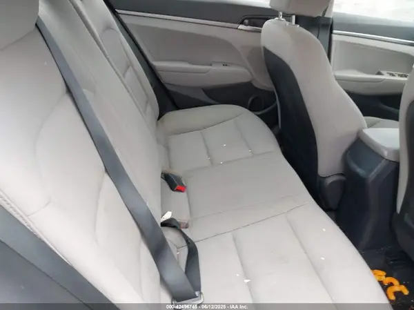KMHD74LF6JU623598 2018 HYUNDAI ELANTRA - Image 8